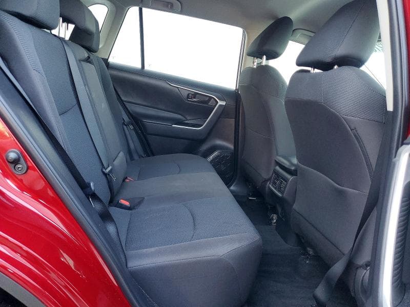 2023 TOYOTA RAV4 LE 11