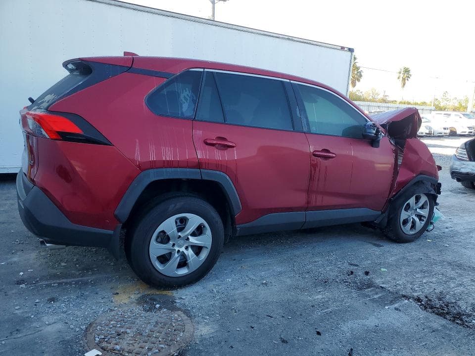 2023 TOYOTA RAV4 LE 3