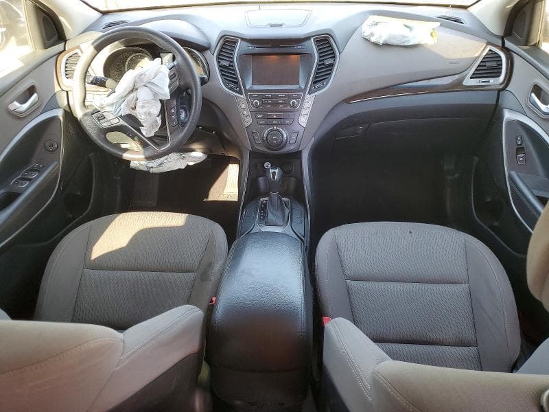 2017 HYUNDAI SANTA FE SE SE 8