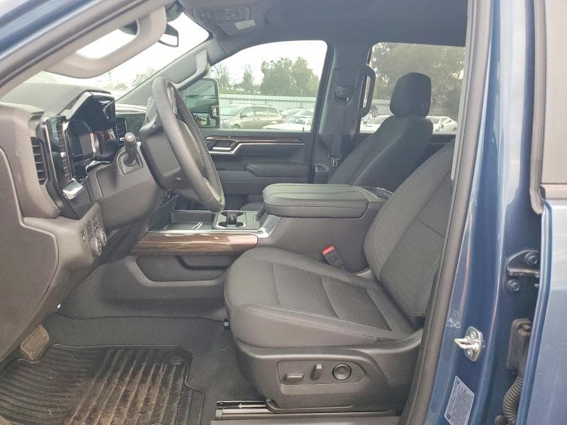 2025 CHEVROLET SILVERADO K2500 HEAVY DUTY LT 7