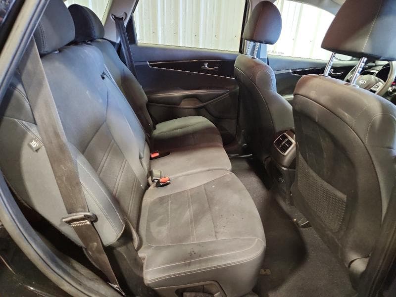 2019 KIA SORENTO L 11