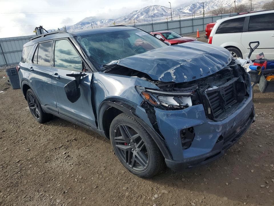 2025 FORD EXPLORER ST-LINE 4