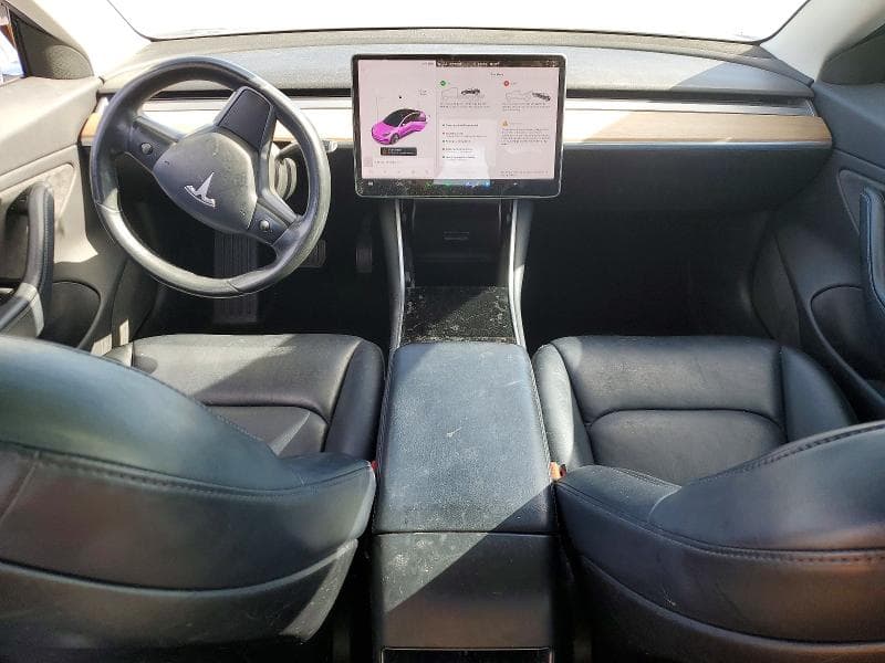 2018 TESLA MODEL 3 8