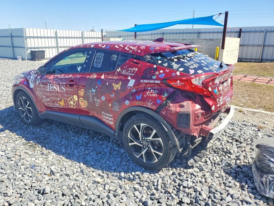 2018 TOYOTA C-HR XLE 2