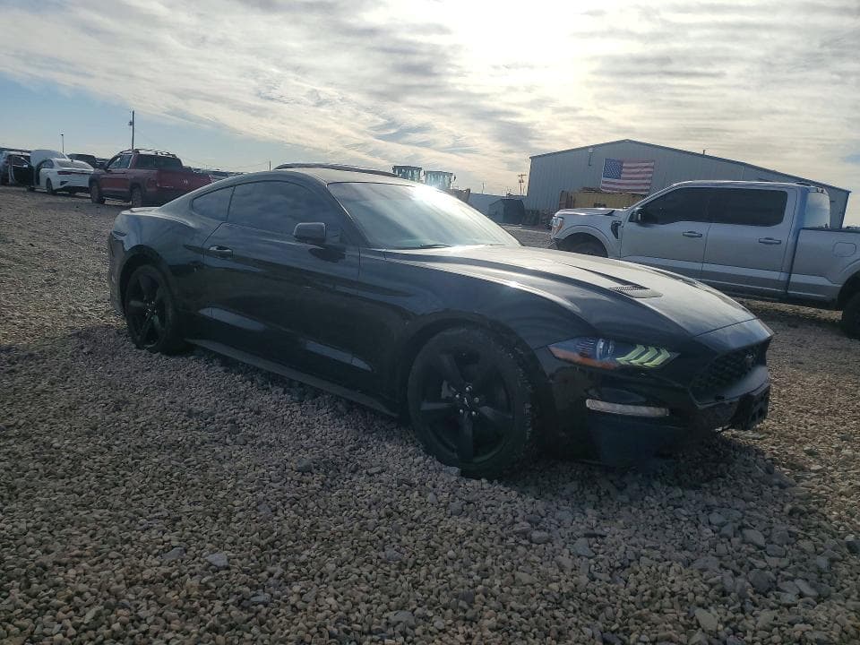 2022 FORD MUSTANG 4