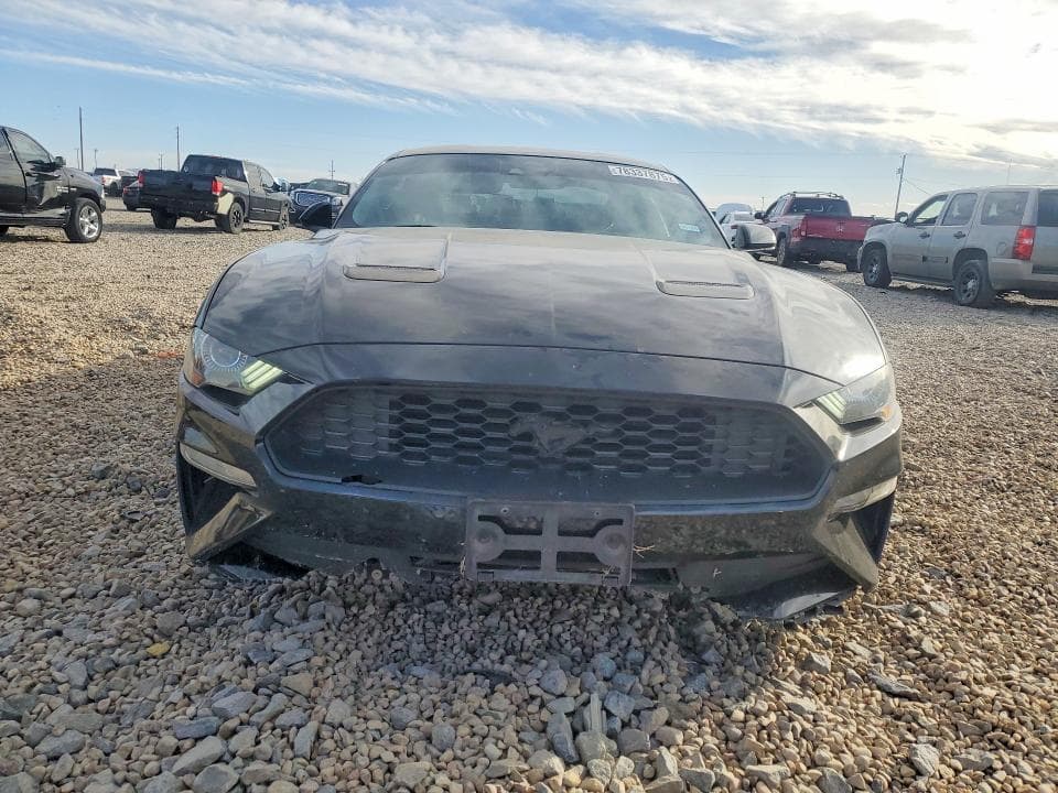 2022 FORD MUSTANG 5