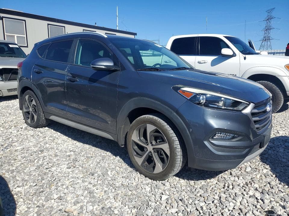 2017 HYUNDAI TUCSON 4