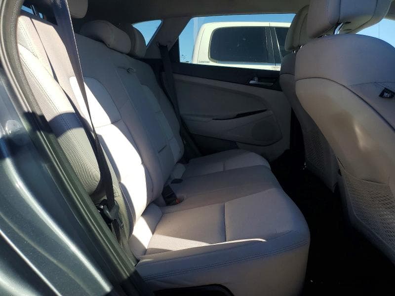 2017 HYUNDAI TUCSON 10