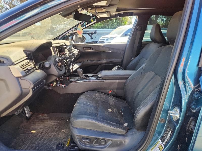 2025 TOYOTA CAMRY XSE 7