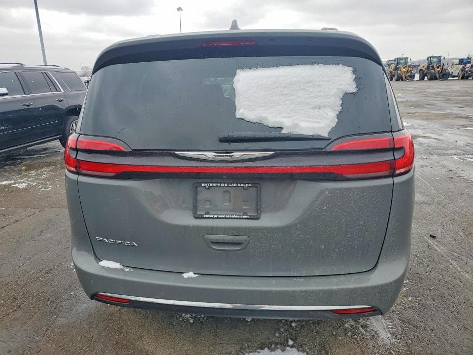 2022 CHRYSLER PACIFICA TOURING L 6