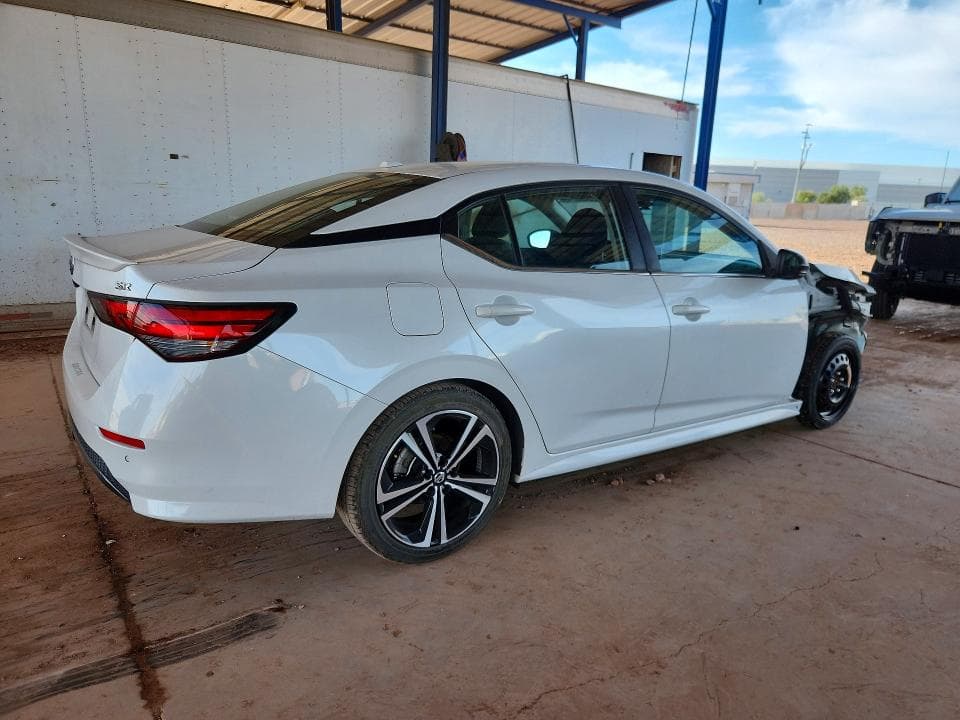 2021 NISSAN SENTRA SR 3