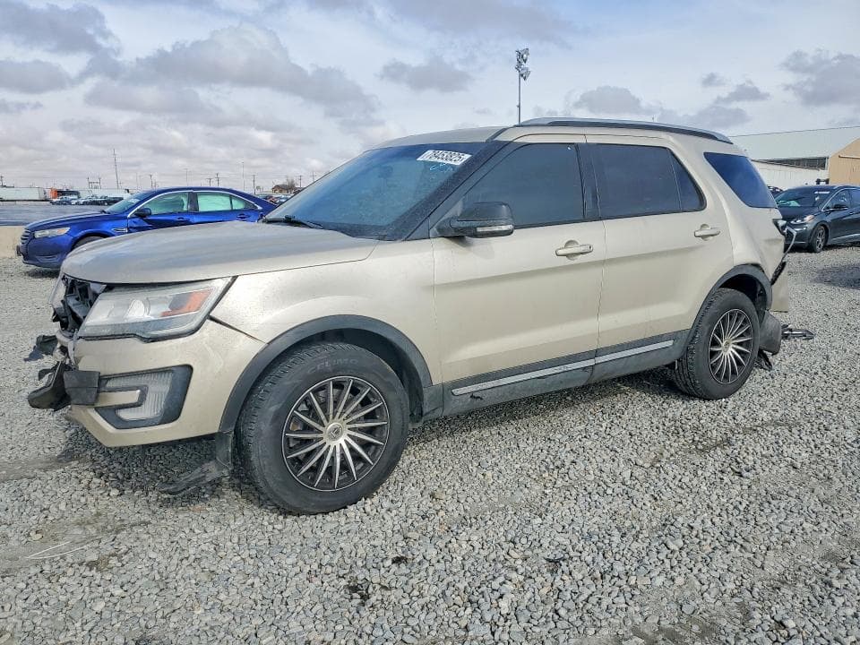 2017 FORD EXPLORER XLT 1