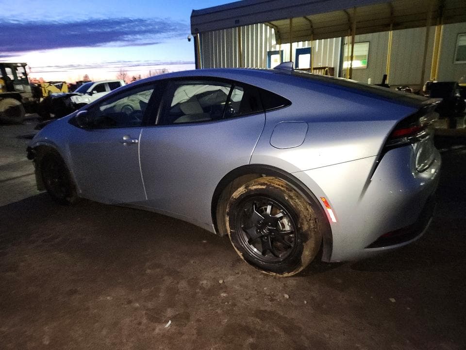 2025 TOYOTA PRIUS LE 2