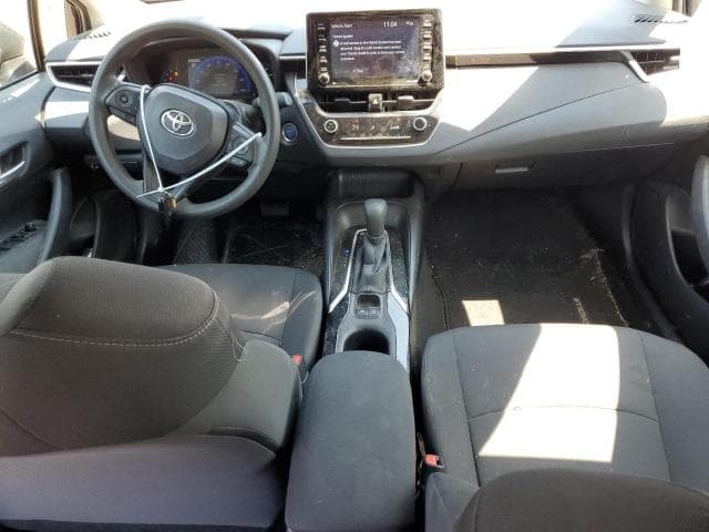 2021 TOYOTA COROLLA LE 8