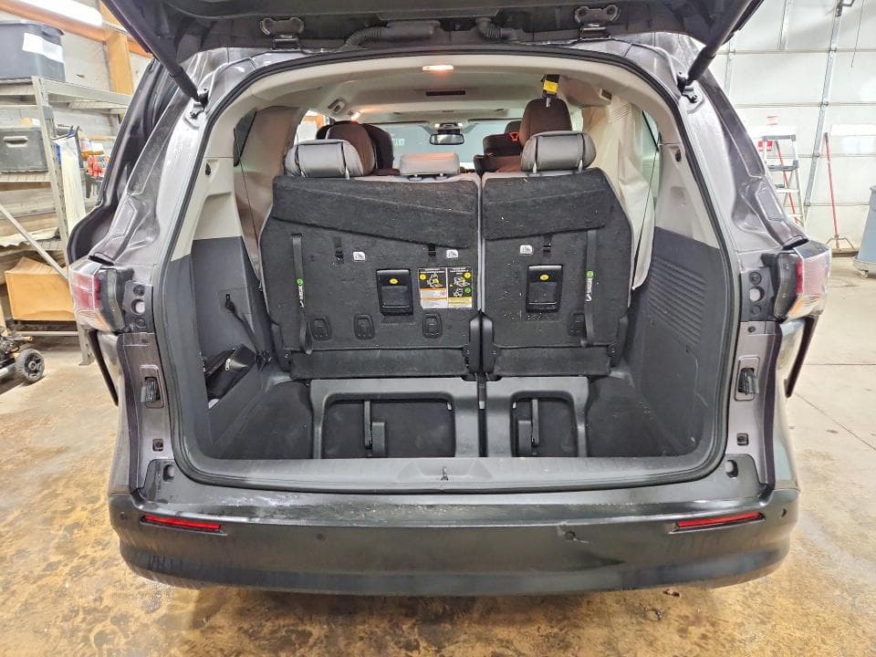 2023 TOYOTA SIENNA XLE 8-PASSENGER XLE 8-PASSENGER 6