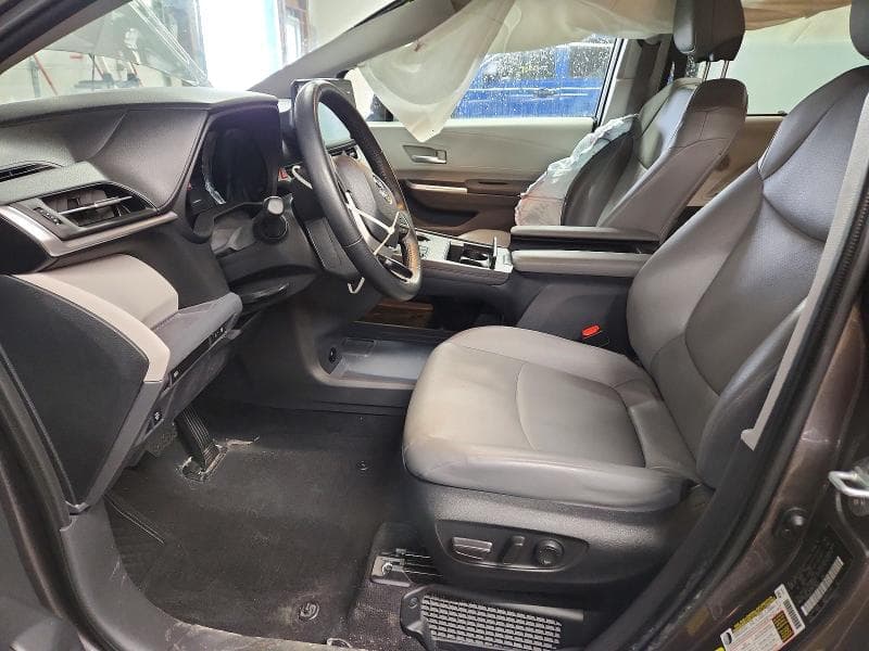 2023 TOYOTA SIENNA XLE 8-PASSENGER XLE 8-PASSENGER 7