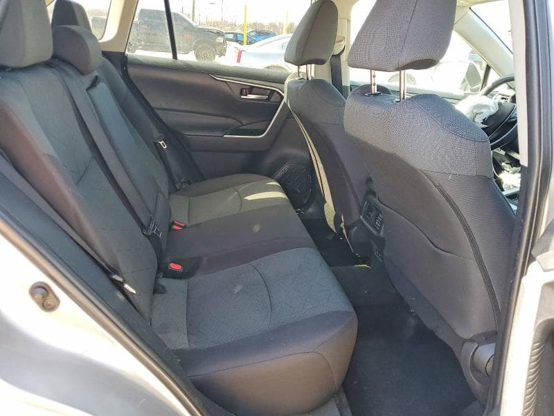 2023 TOYOTA RAV4 XLE 11