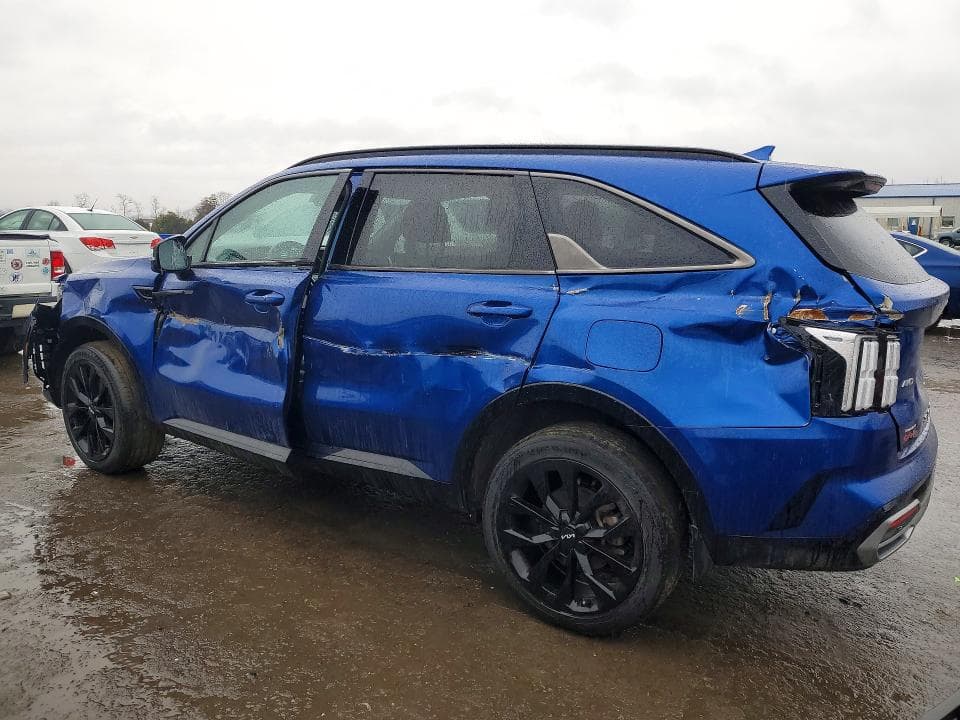 2022 KIA SORENTO SX 2