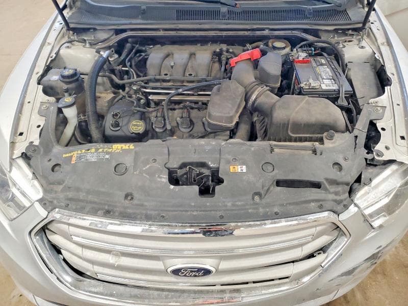 2016 FORD TAURUS SE 11