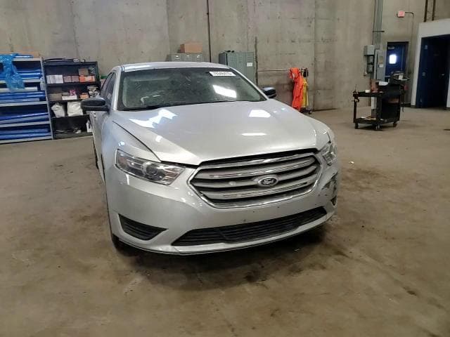 2016 FORD TAURUS SE 13