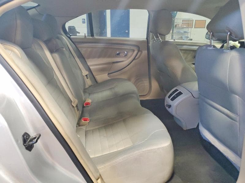 2016 FORD TAURUS SE 10
