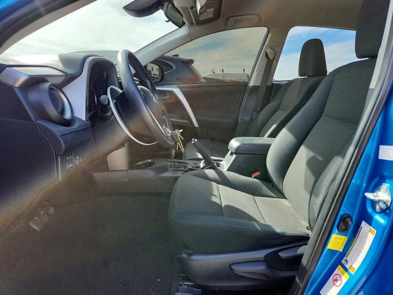 2018 TOYOTA RAV4 LE 7