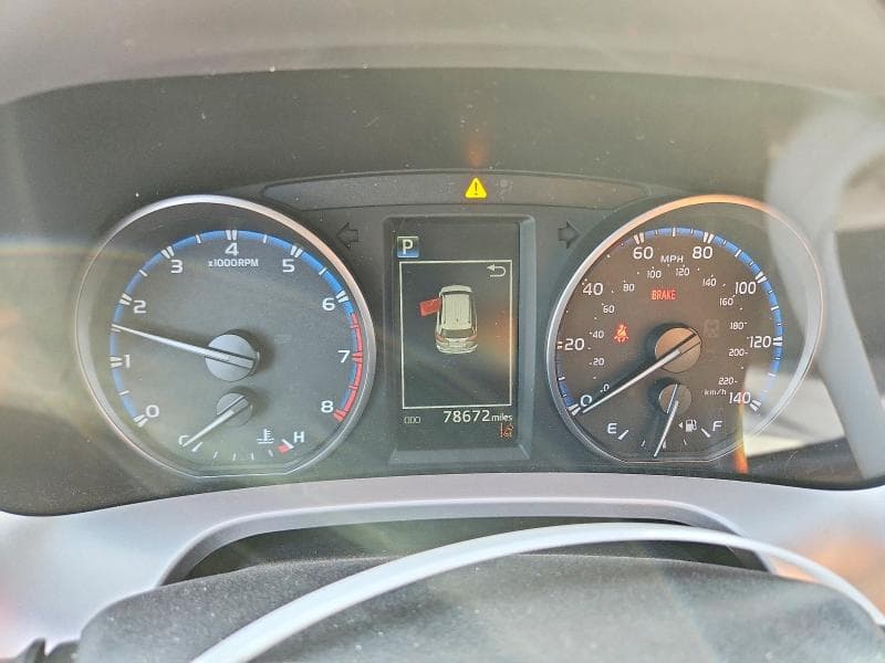 2018 TOYOTA RAV4 LE 9