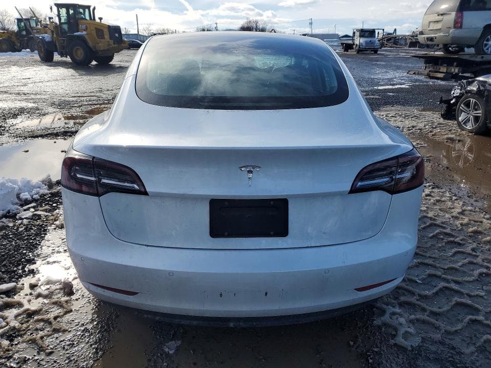 2020 TESLA MODEL 3 6
