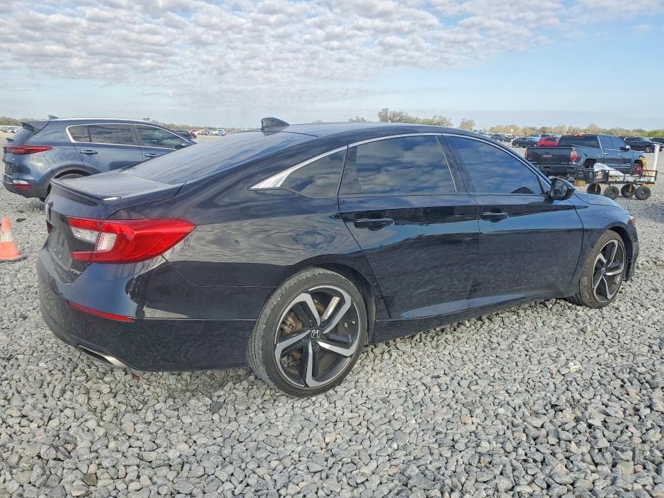 2021 HONDA ACCORD SPORT 3