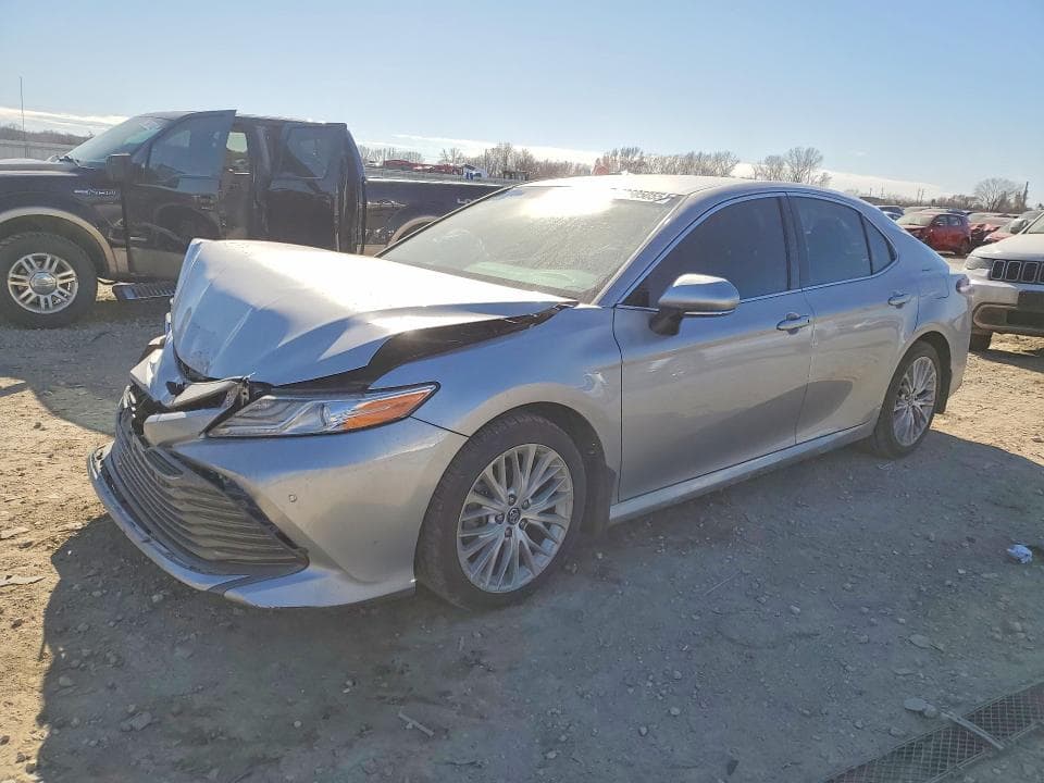 2018 TOYOTA CAMRY L L - 1