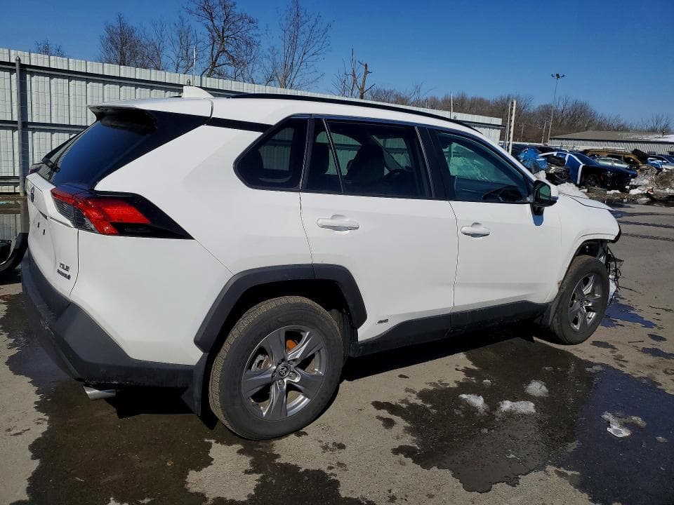 2024 TOYOTA RAV4 HYBRID XLE XLE 3