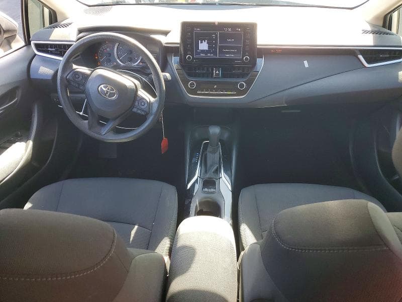 2022 TOYOTA COROLLA LE LE 8