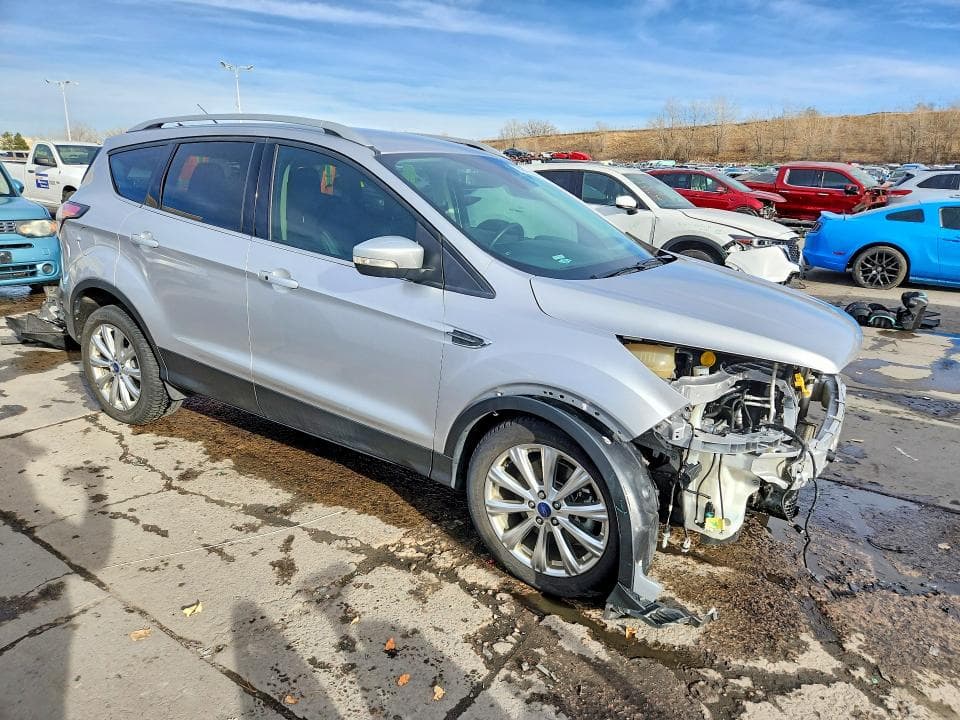 2017 FORD ESCAPE TITANIUM 4