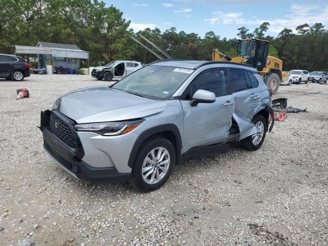 2022 TOYOTA COROLLA CROSS LE - 1