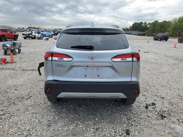 2022 TOYOTA COROLLA CROSS LE 6