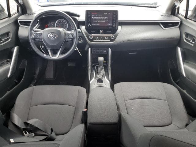 2022 TOYOTA COROLLA CROSS LE 8