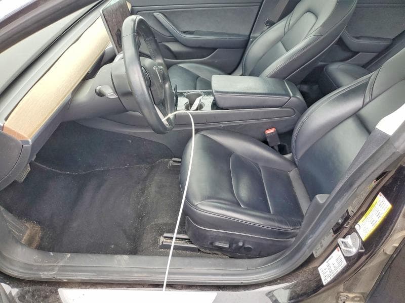 2018 TESLA MODEL 3 7