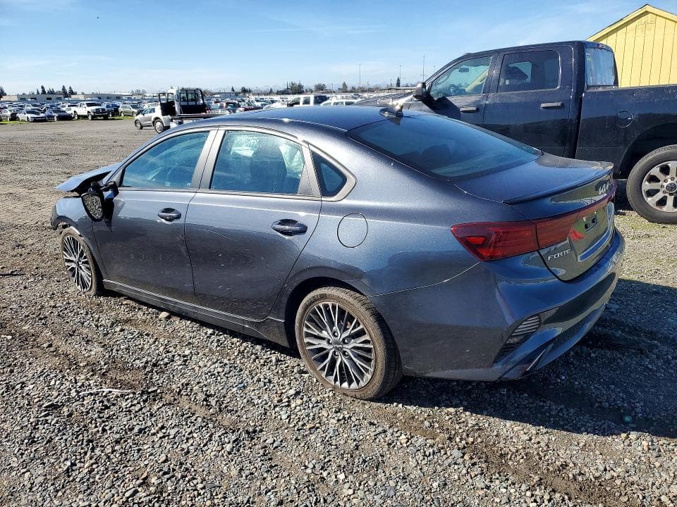 2023 KIA FORTE GT LINE 2