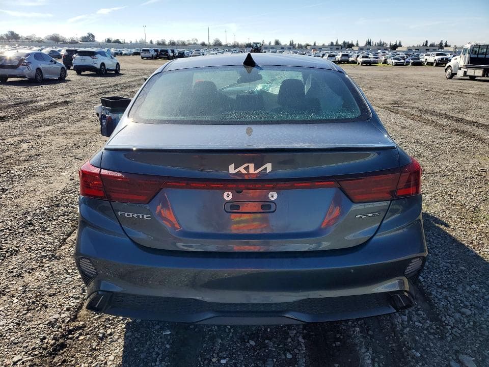 2023 KIA FORTE GT LINE 6