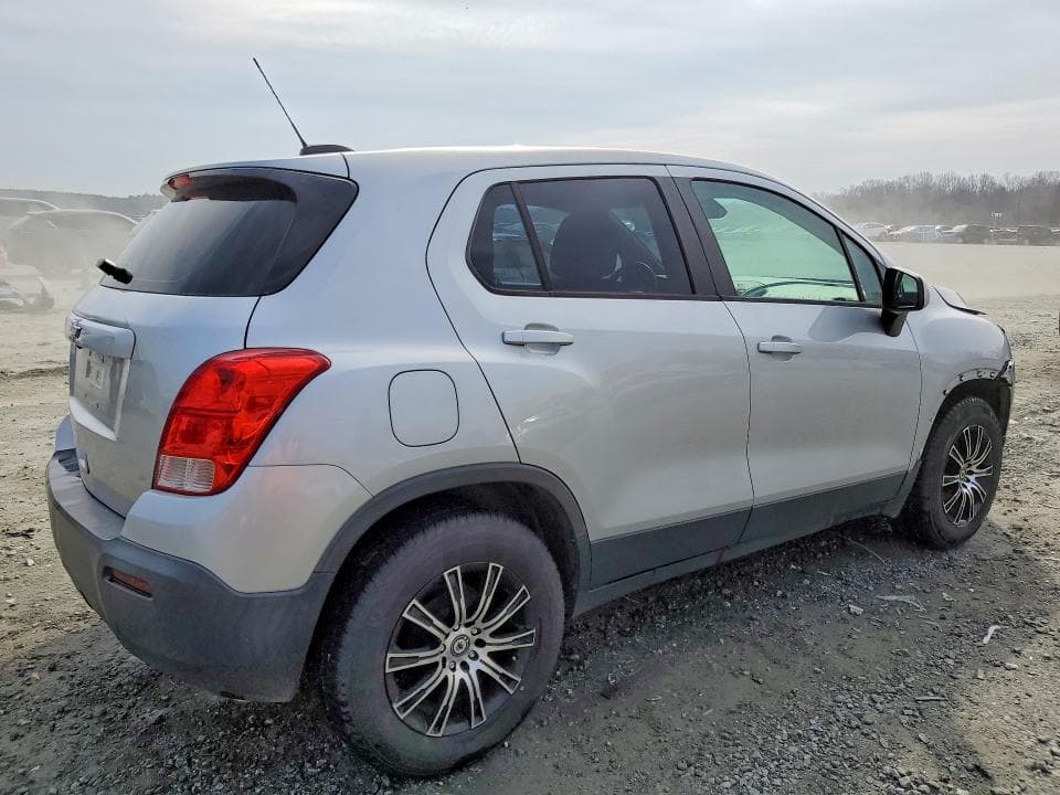 2016 CHEVROLET TRAX 3
