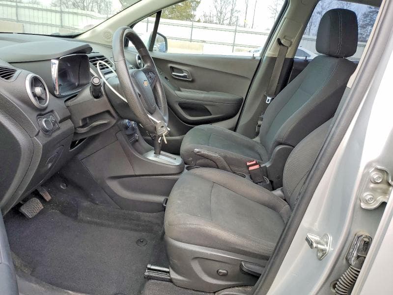 2016 CHEVROLET TRAX 7