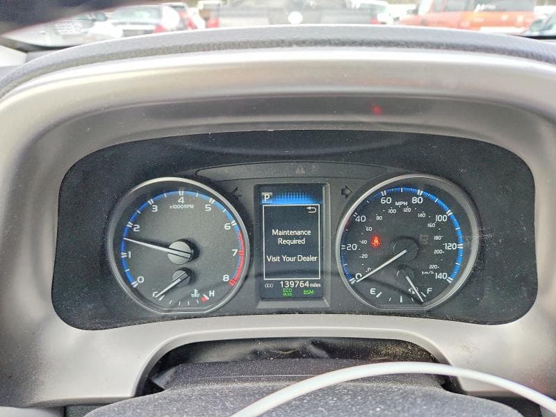 2016 TOYOTA RAV4 XLE XLE 9