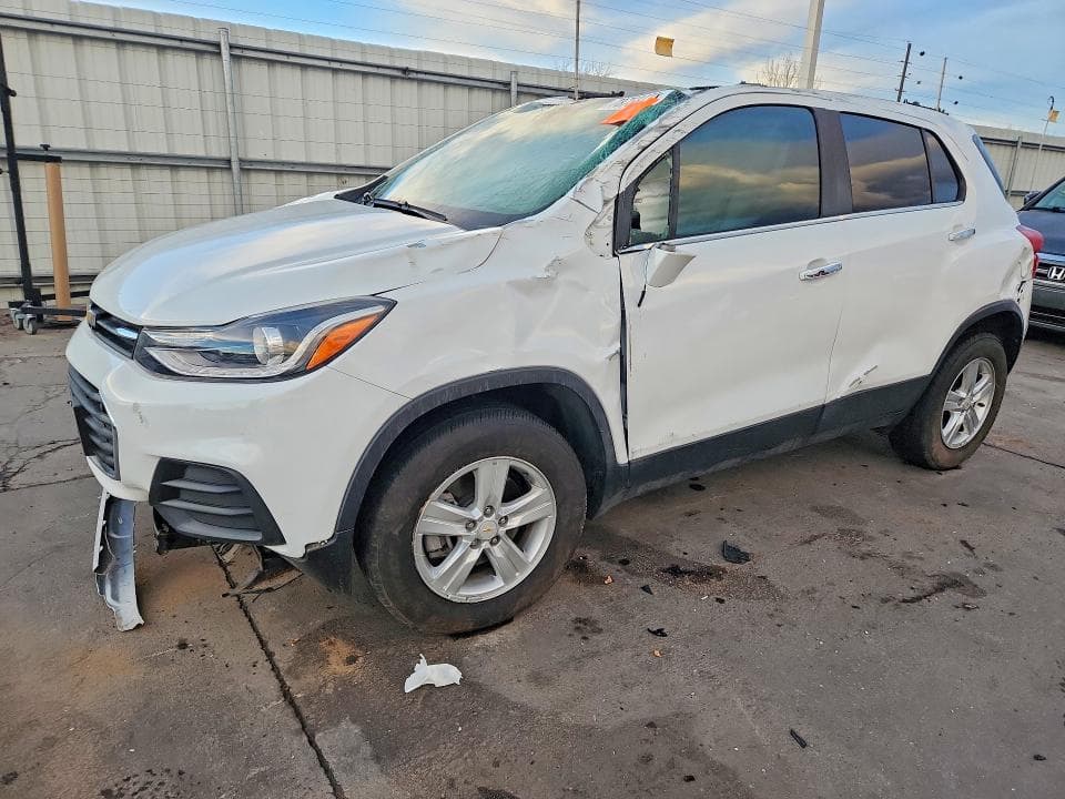 2019 CHEVROLET TRAX 1LT - 1