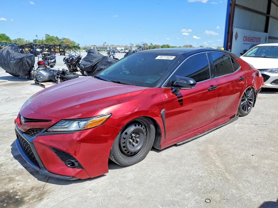 2018 TOYOTA CAMRY XSE - 1