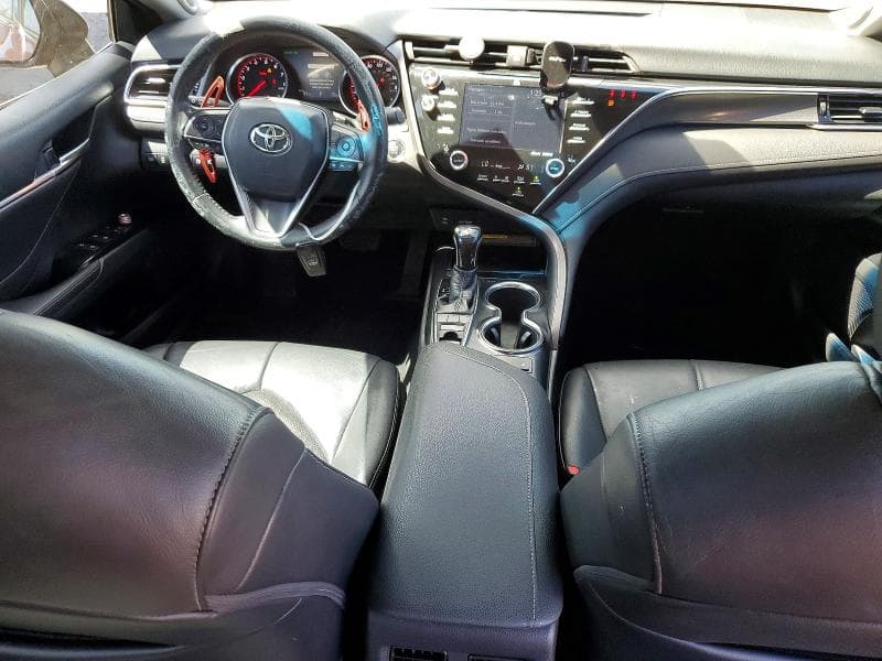 2018 TOYOTA CAMRY XSE 8