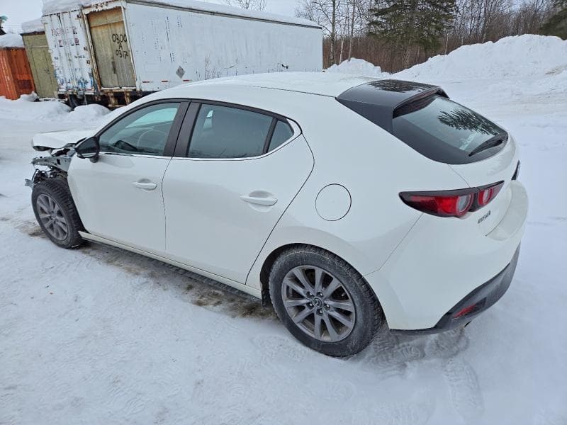 2021 MAZDA 3 SELECT 2