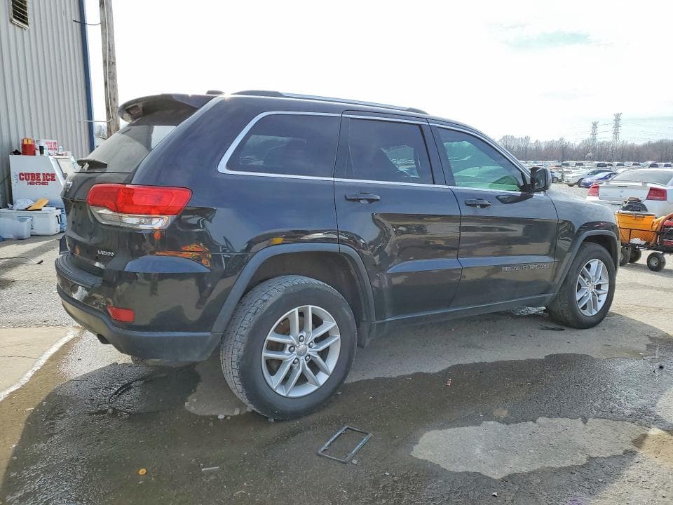 2017 JEEP GRAND CHEROKEE LAREDO 3