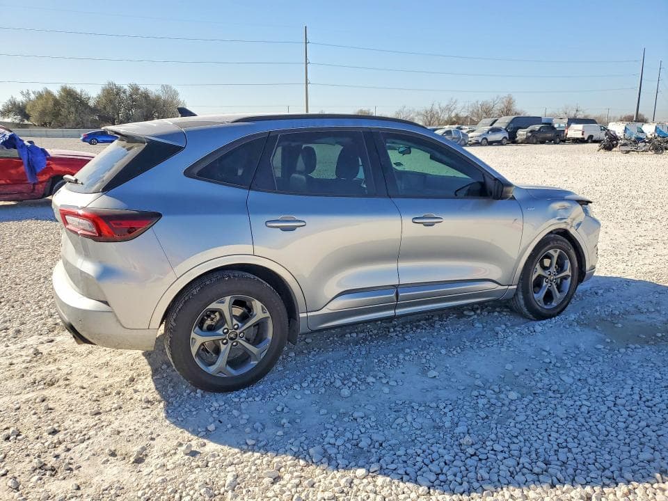 2023 FORD ESCAPE ST LINE 3
