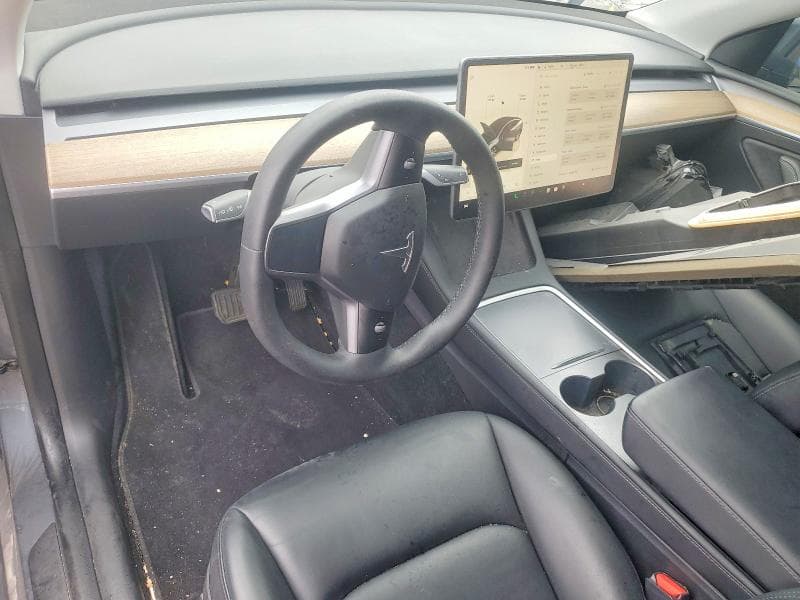 2023 TESLA MODEL Y 8