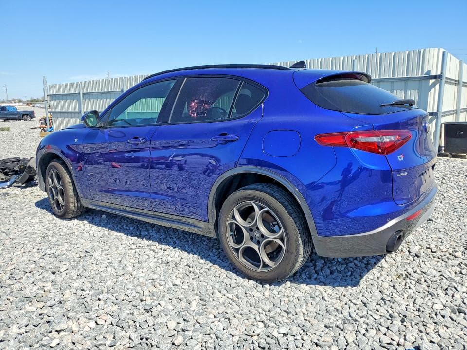 2022 ALFA ROMEO STELVIO TI 2